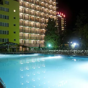 ** Hotel Varshava Bułgaria